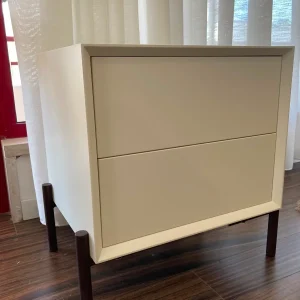 Mesa de Cabeceira Lacada com 2 Gavetas Preto